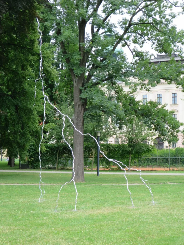 Diana Winklerová | Lightning | Art in the City 2015