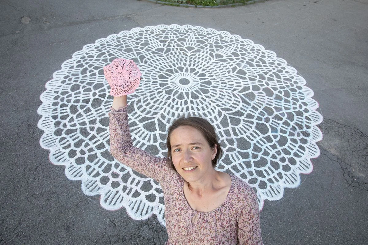 Diana Winklerová | Between Us Women, or Décor for Passers-by | Art in the City 2018