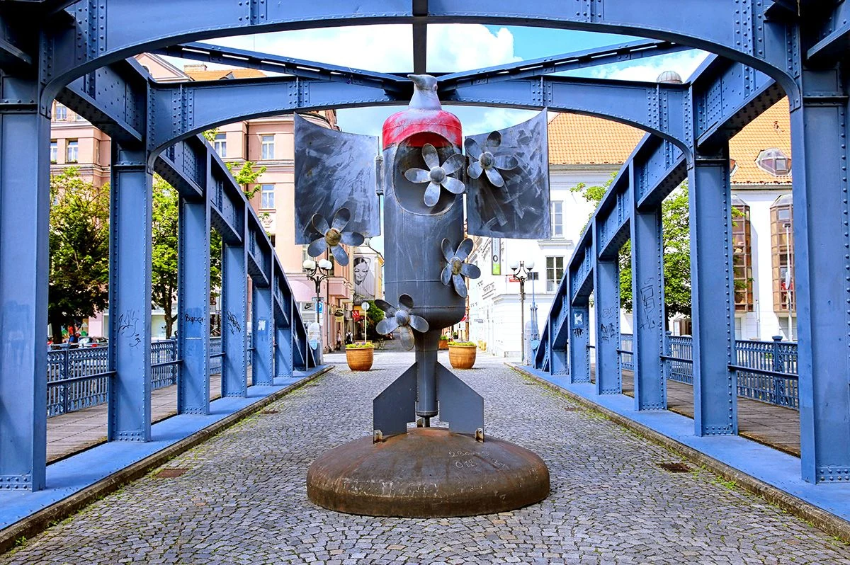 Ondrej 4. Zimka | A Science-Fiction Bomb, or the Dove of Peace | Art in the City 2017