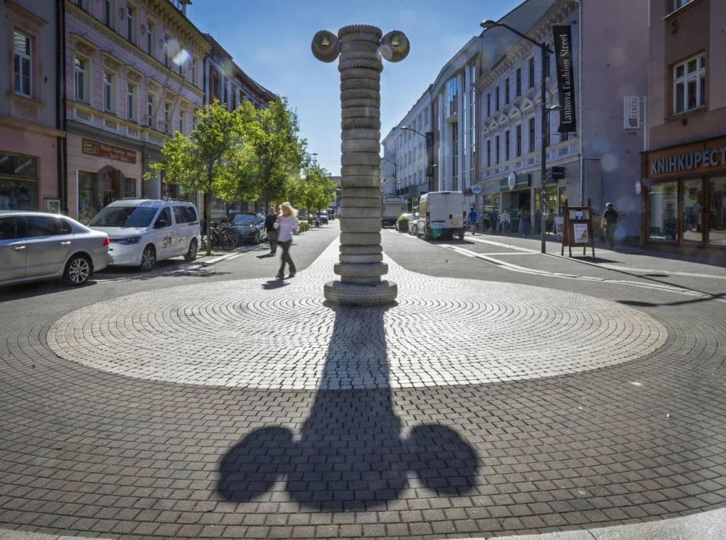 Zdeněk Ruffer | Ionic Column | Art in the City 2026