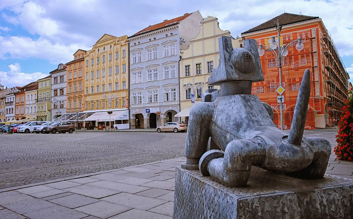 Zdeněk Ruffer | Dog | Art in the City 2017